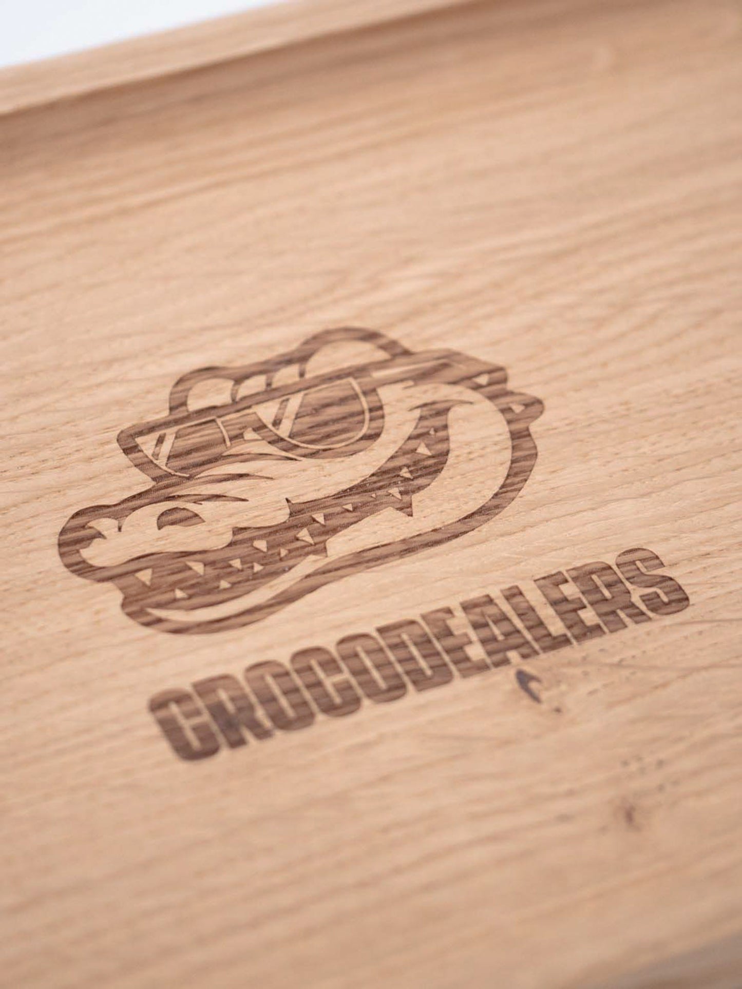 croco rolling tray wood